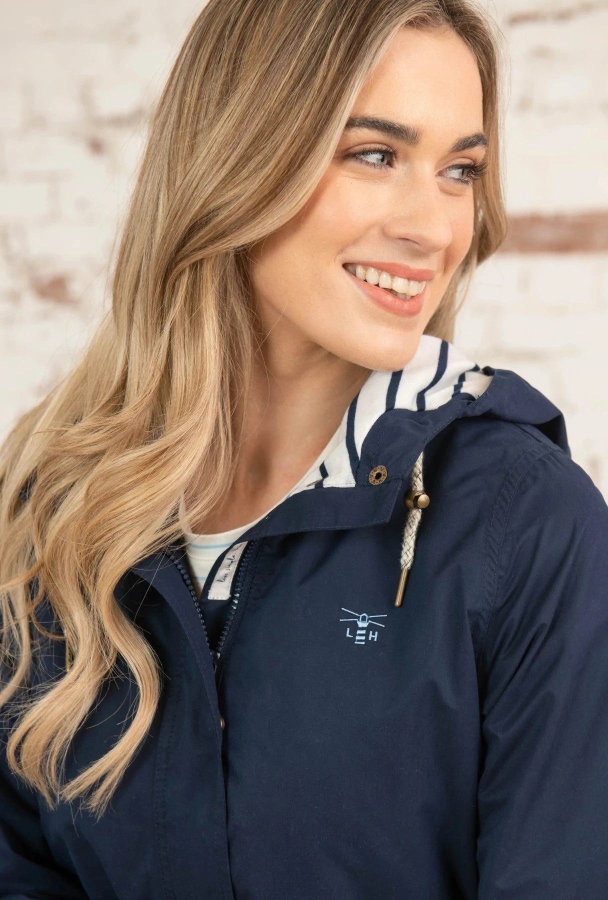 Lighthouse Beachcomber Long Jacket -NAVY