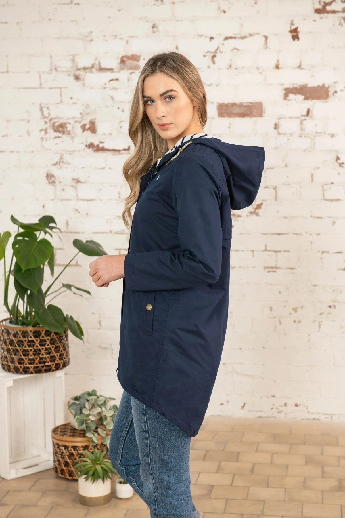 Lighthouse Beachcomber Long Jacket -NAVY