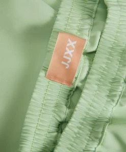 JJXX POPPY Shorts -PASTEL GREEN Ladies Trousers & Shorts